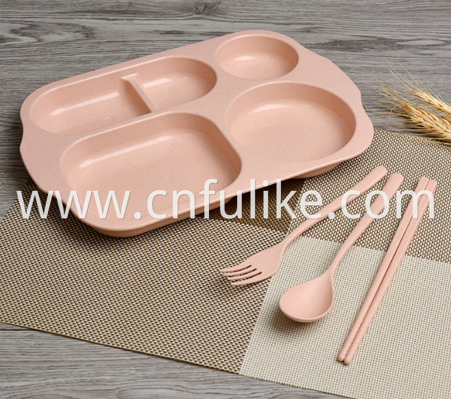 Dinnerware Set